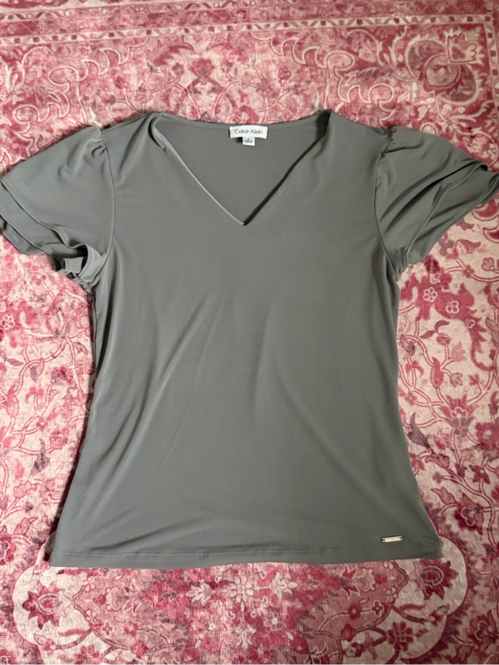 Calvin Klein V-Neck Short Sleeve Top in Slate Gray